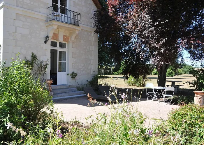 La Terrasse De L\'Orangerie Du Chateau - Art Nouveau - Gite 2 Personnes